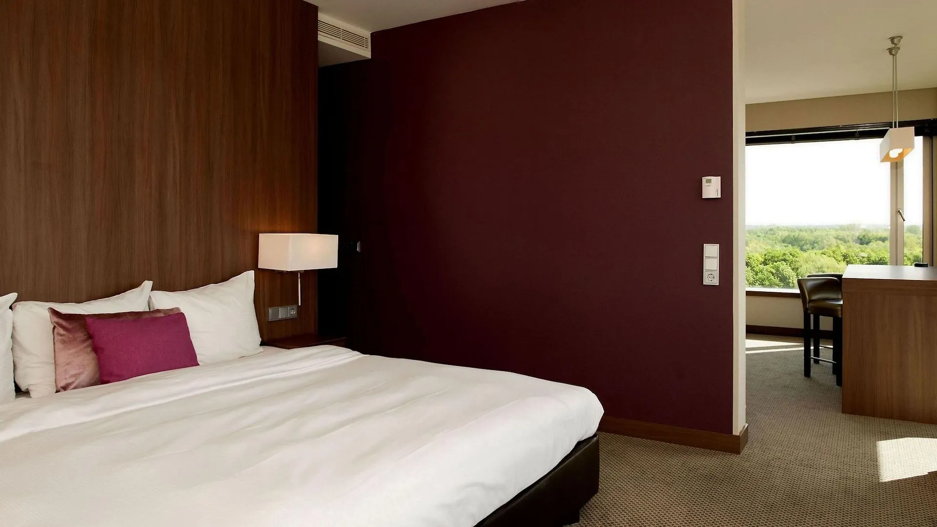 Van Der Valk Hotel Duesseldorf 4*, Düsseldorf