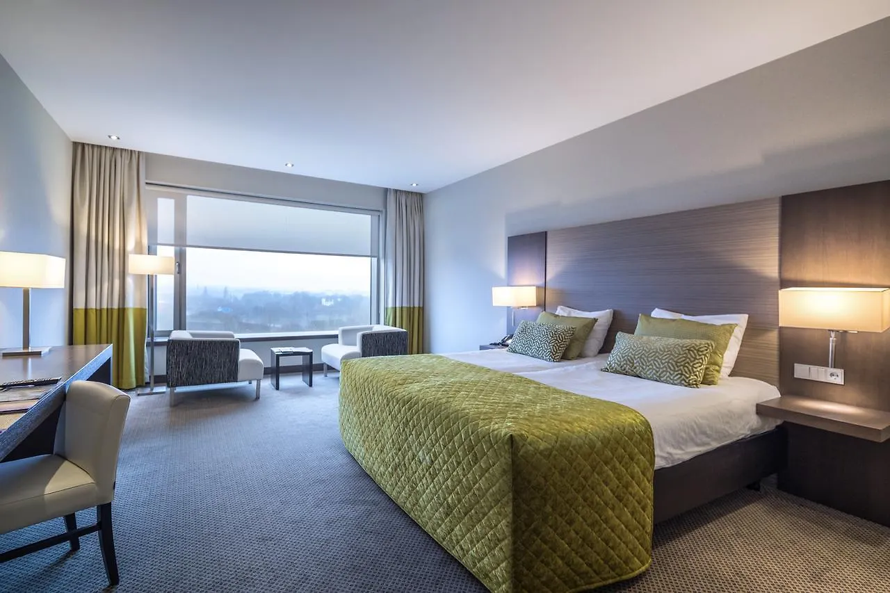 Van Der Valk Hotel Duesseldorf 4*, Düsseldorf